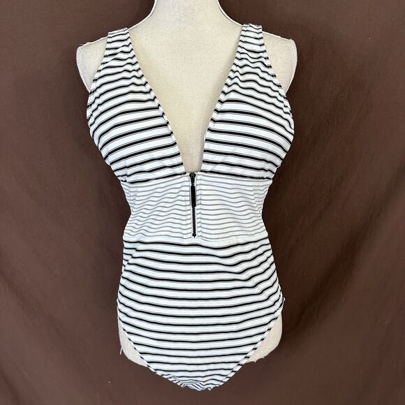LAUREN Ralph Harrison Stripe One-Piece Swimsuit Women’s Size 14 L69725 - Picture 2 of 6